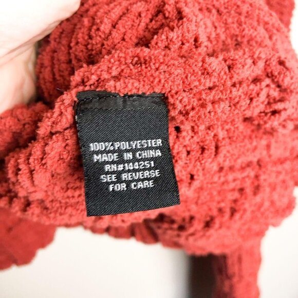 Moon & Madison Chunky Cropped Sweater - Picture 6 of 9